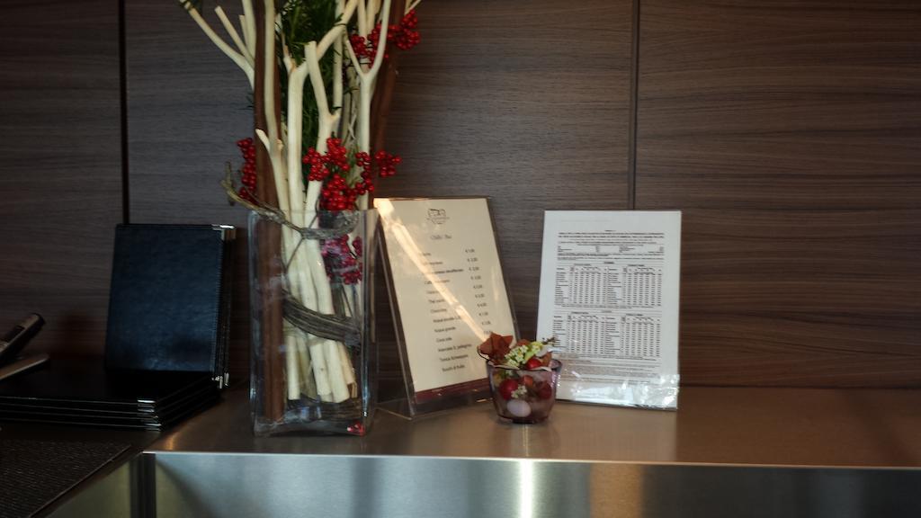 Best Western Plus Hotel Monza E Brianza Palace Чинизелло-Бальзамо Экстерьер фото